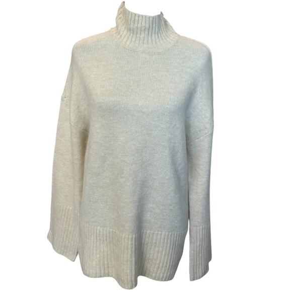 NEW ~ VERO MODA ~ Women's Cream Long Sleeve High Neck Pullover Sweater Size XS - Picture 2 of 6
